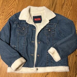 Milly Jeans Fur Lined Denim Jacket (Juniors) Fits Like a S/M Women’s‎